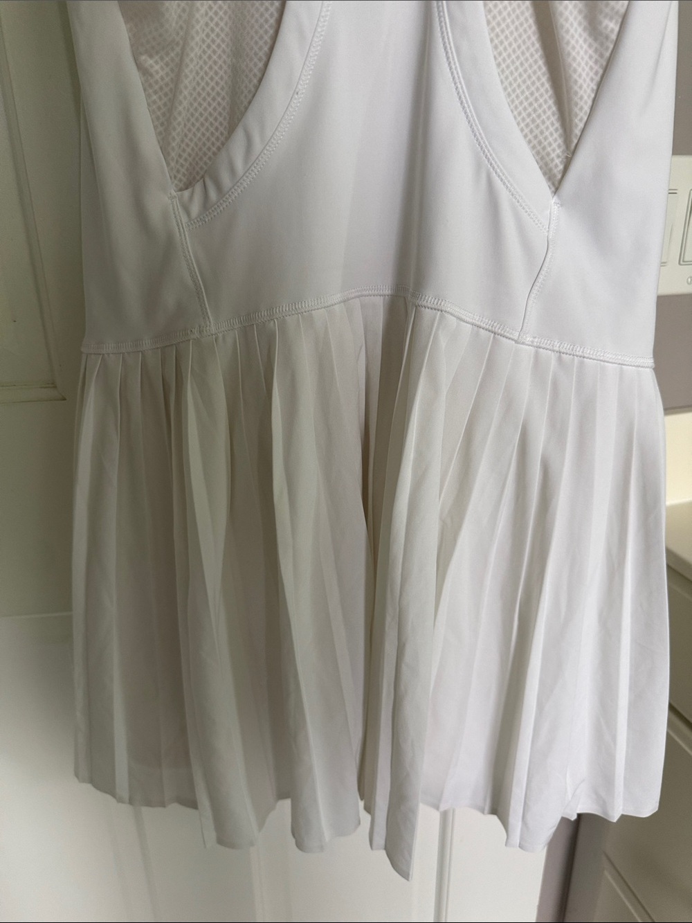 Athleta Advantage Dress White Mini Pleated Tennis Racerback Skort Mesh - Picture 8 of 9